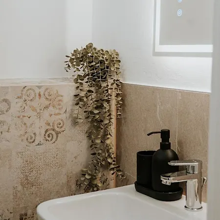 Stylisches 4 Mit Wlan&balkon In Viernheim