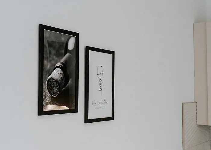 شقة Stylisches 4 Mit Wlan & Balkon In